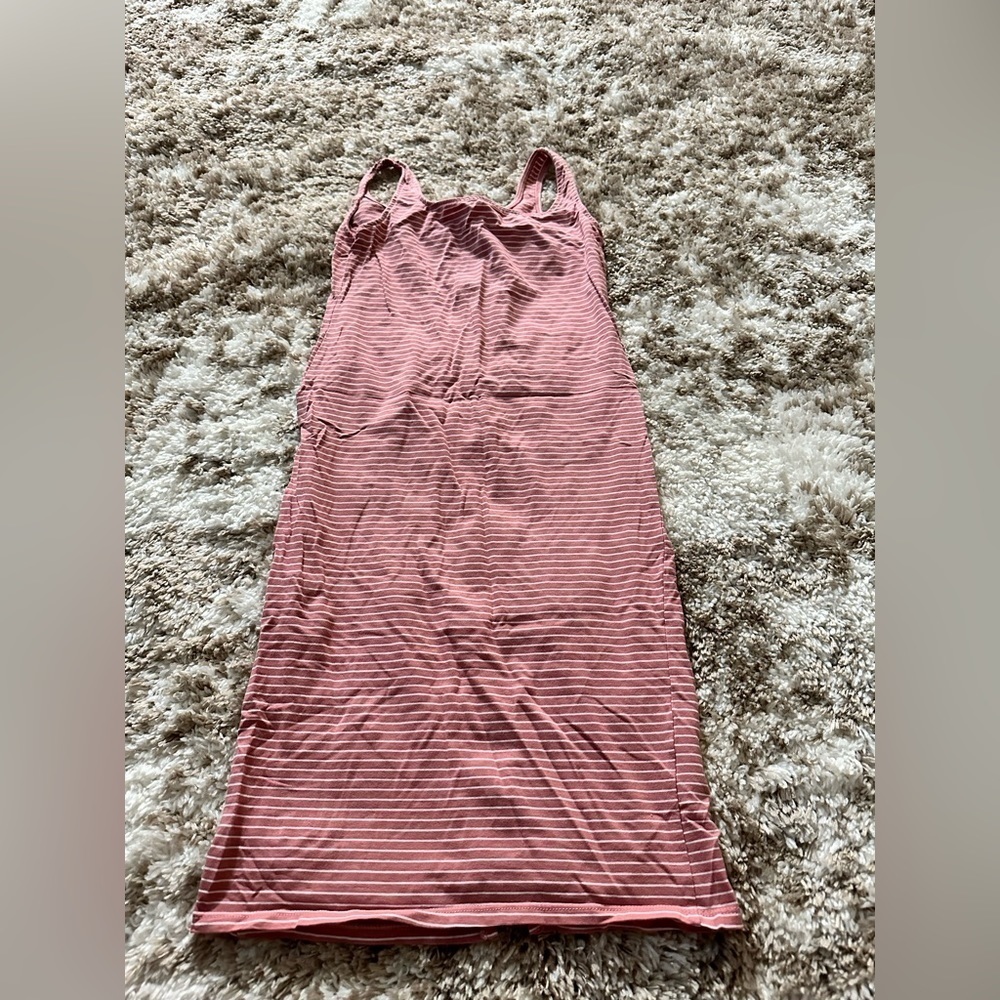 Heart and hips size large pink striped  dress